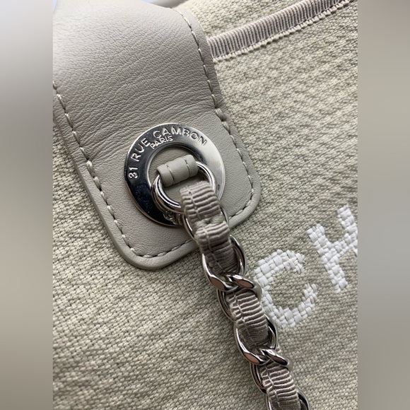 Chanel Deauville Bowling Bag - Picture 3 of 8